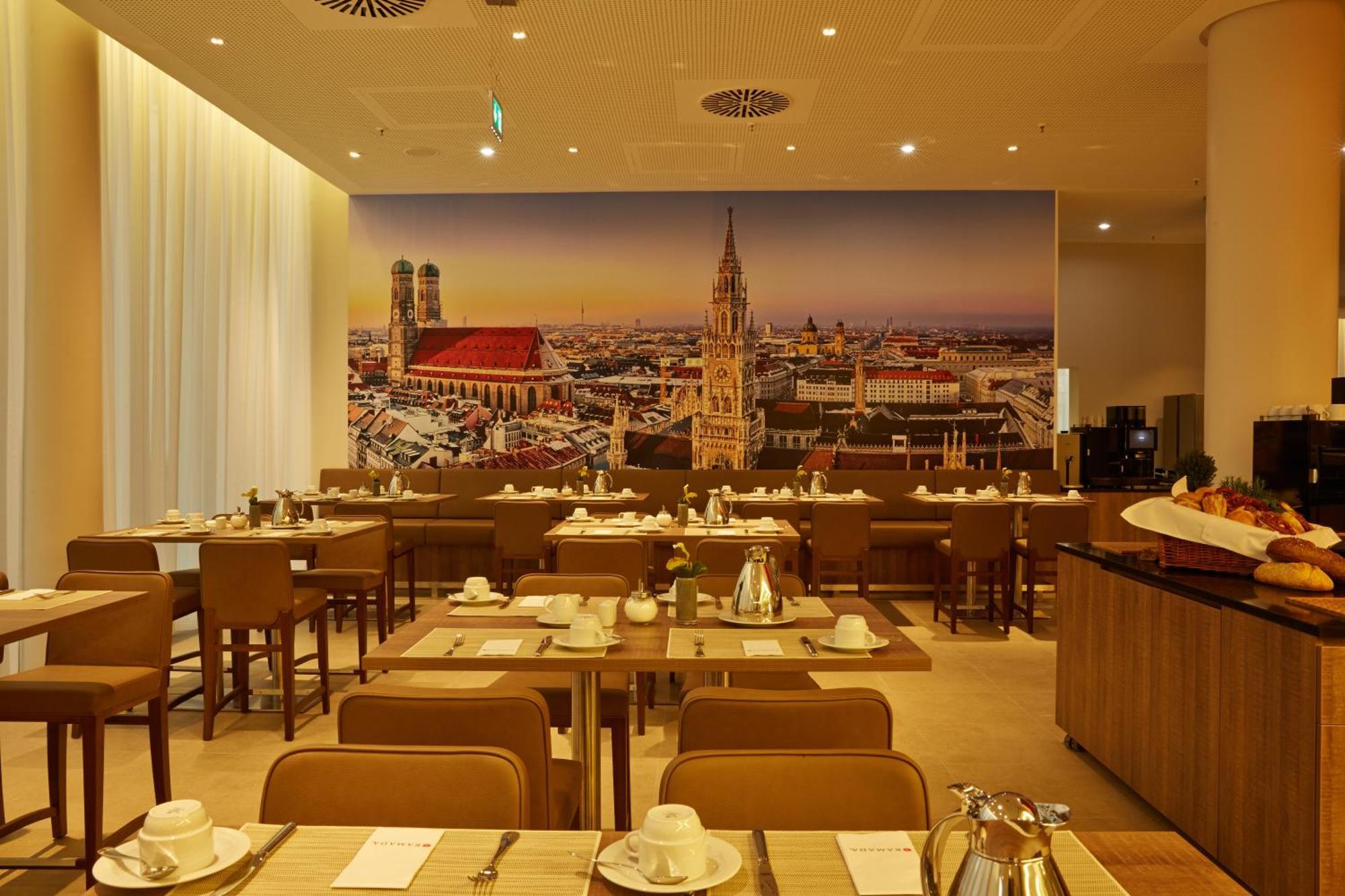 H4 Hotel Muenchen Messe Exterior photo